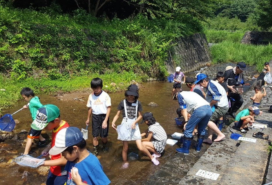 P.12-①水が冷たくて気持ちいい～！
